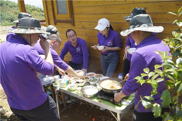 元垄覆卮山户外露营09.jpg