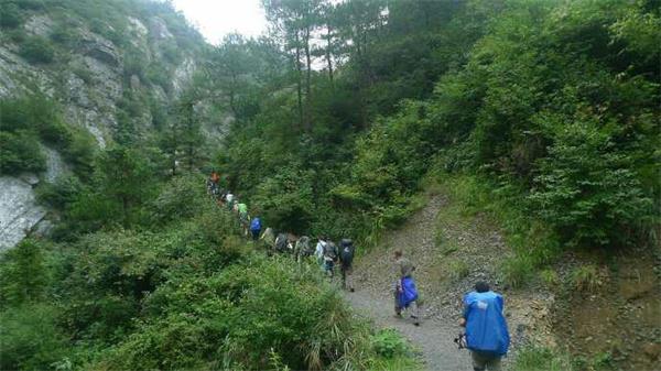 杭州桐庐纪龙山团建拓展基地01.jpg