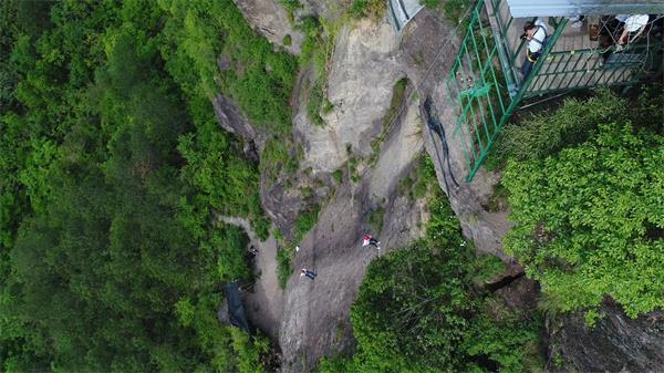 杭州桐庐纪龙山团建拓展基地03.jpg